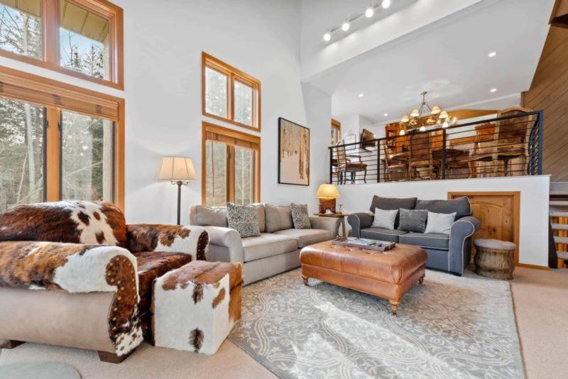 Ridgepoint Townhome 198 By East West Hospitality Beaver Creek Exterior foto