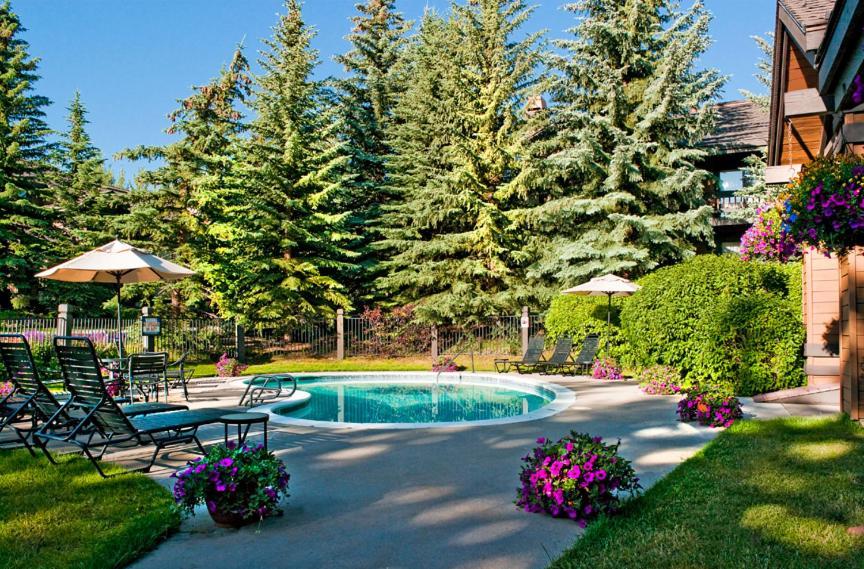 Ridgepoint Townhome 198 By East West Hospitality Beaver Creek Exterior foto